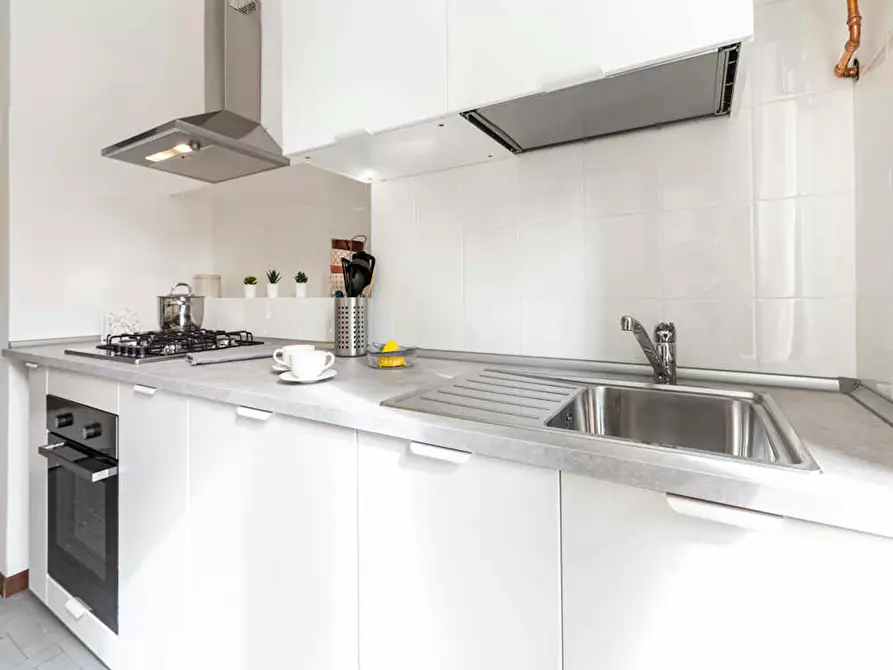 Immagine 10 di Camera in affitto  in Via Raffaello Bertieri a Milano