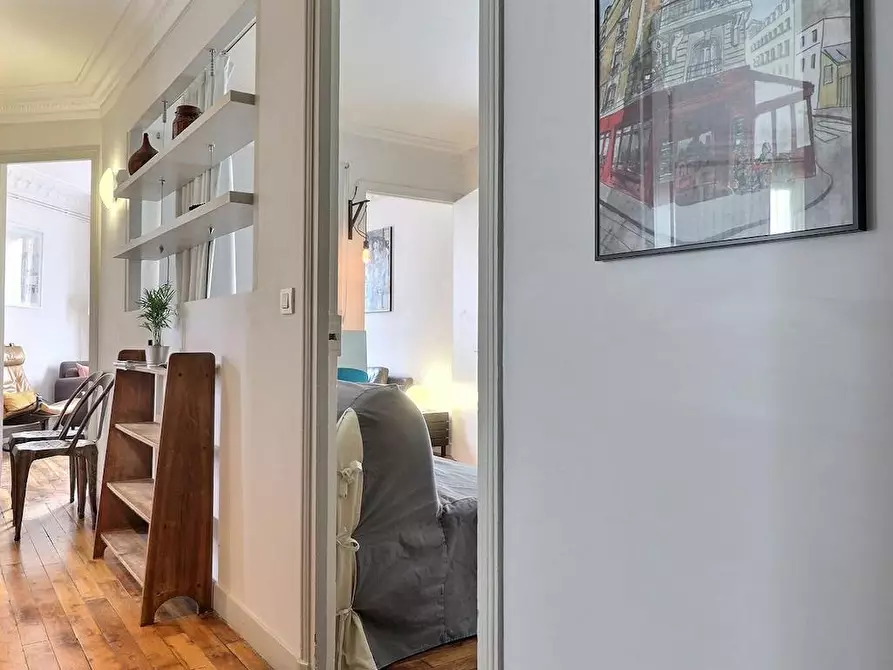 Immagine 4 di Appartamento in affitto  in Rue Duhesme a Paris 18
