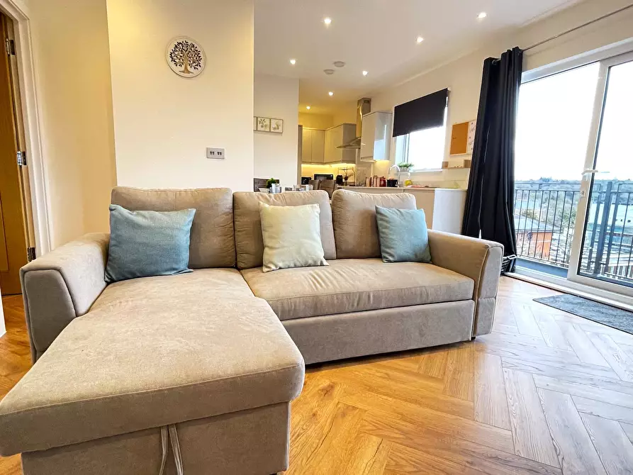 Immagine 6 di Appartamento in affitto  in Ashleigh Court a Chorleywood