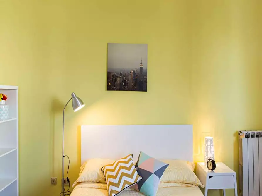 Immagine 2 di Camera in affitto  in Via dei Missaglia a Milano