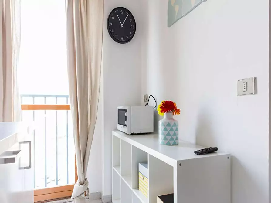 Immagine 9 di Camera in affitto  in Via dei Missaglia a Milano