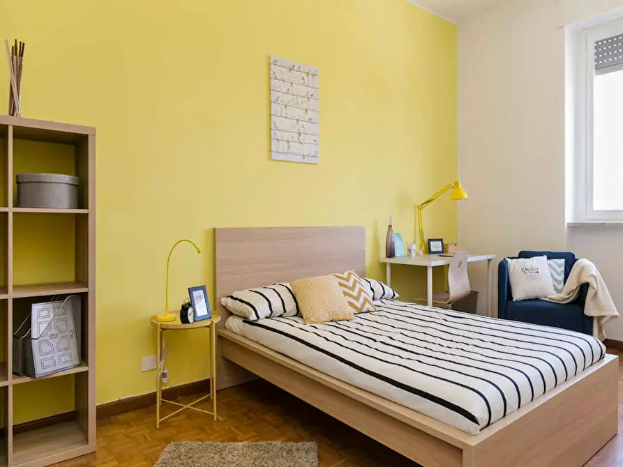 Immagine 3 di Camera in affitto  in Via Ginestre a Buccinasco