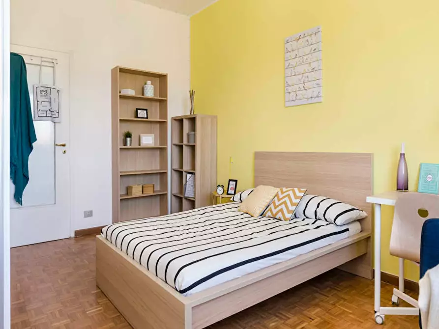 Immagine 2 di Camera in affitto  in Via Ginestre a Buccinasco