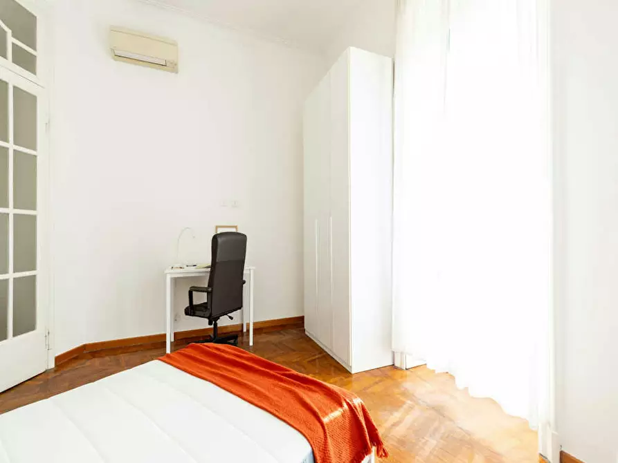 Immagine 6 di Camera in affitto  in Piazzale Susa a Milano