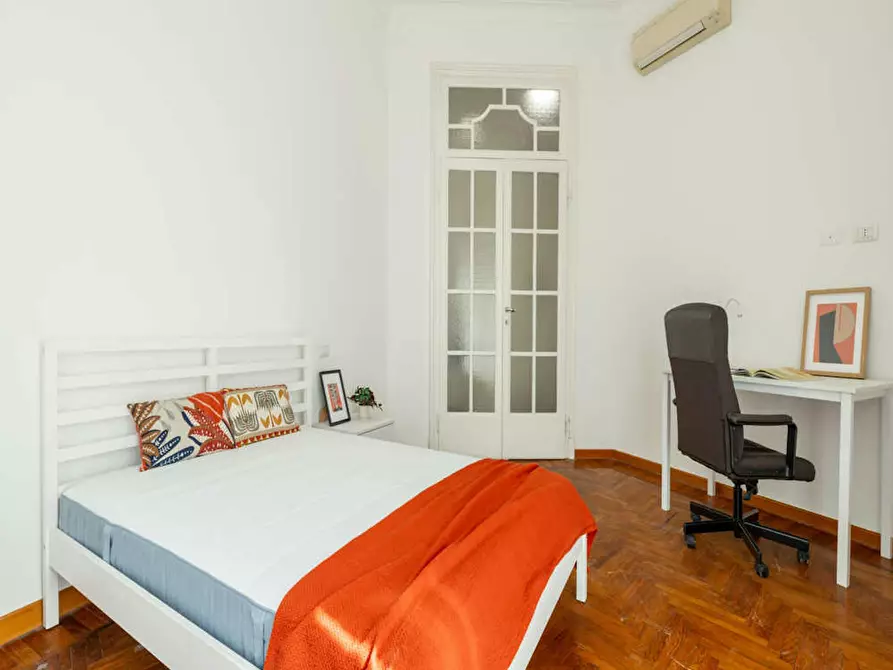 Immagine 5 di Camera in affitto  in Piazzale Susa a Milano