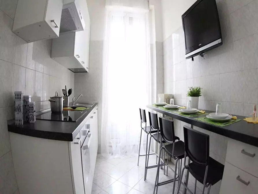 Immagine 4 di Camera in affitto  in Via Felice Casati a Milano