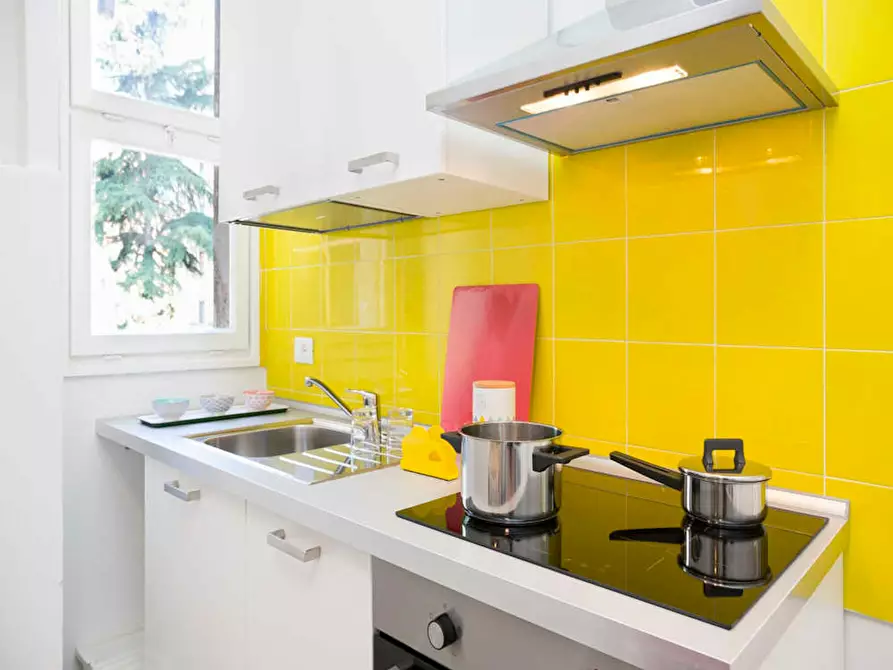 Immagine 10 di Camera in affitto  in Via Salvatore Barzilai a Milano