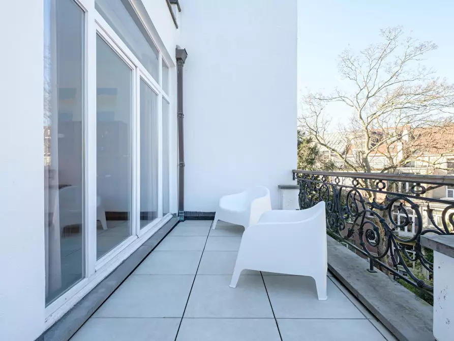 Immagine 8 di Appartamento in affitto  in Rue du Prince Royal a Ixelles