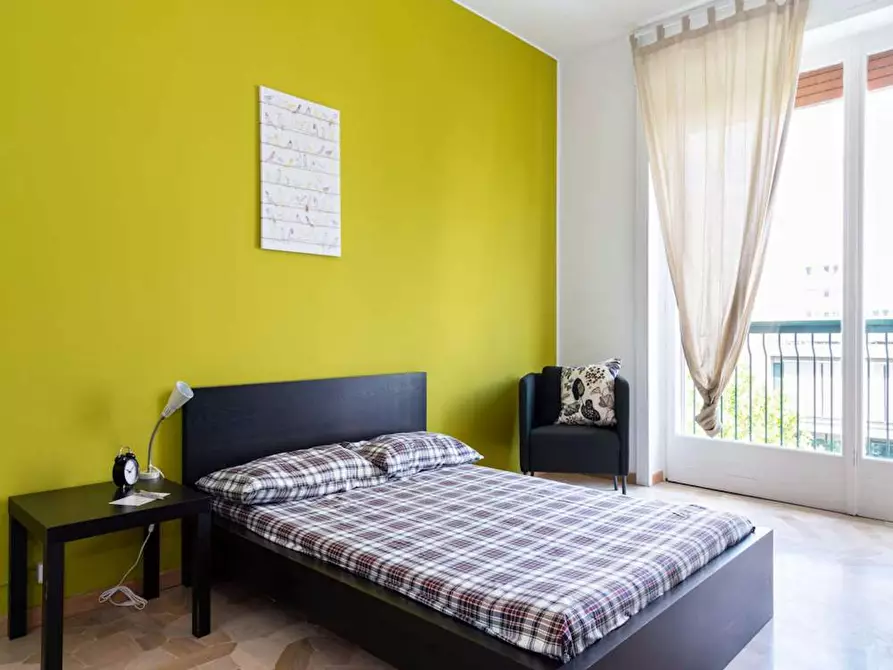 Immagine 2 di Camera in affitto  in Via Raffaello Bertieri a Milano