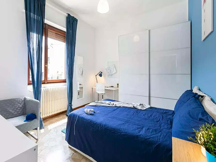 Immagine 6 di Camera in affitto  in Via Bir Acheim a Milano