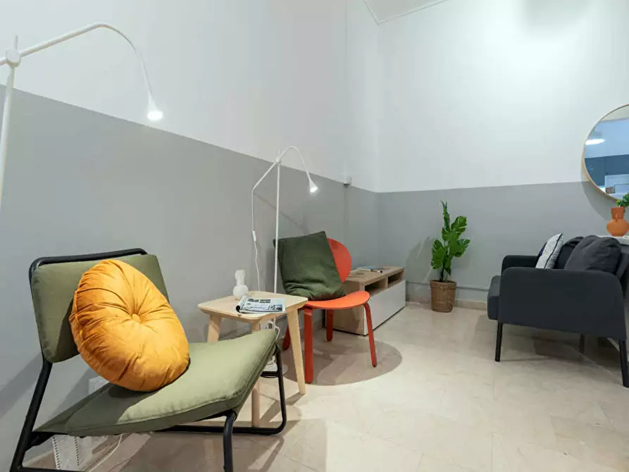 Immagine 7 di Camera in affitto  in Via Santa Sofia a Milano