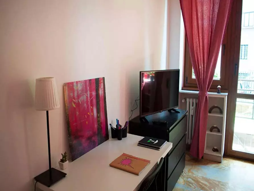 Immagine 9 di Camera in affitto  in Via Edoardo Bassini a Milano