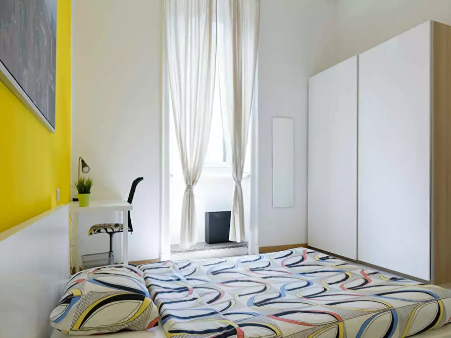 Immagine 3 di Camera in affitto  in Via Gustavo Modena a Milano