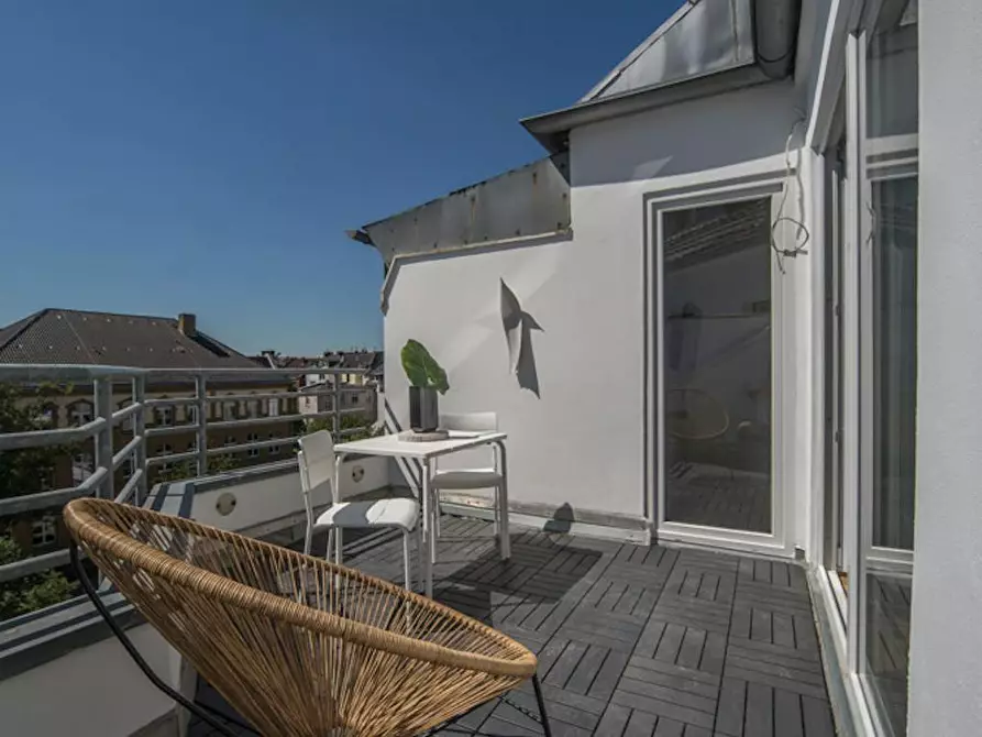 Immagine 3 di Casa indipendente in affitto  in Grafenberger Allee a Düsseldorf
