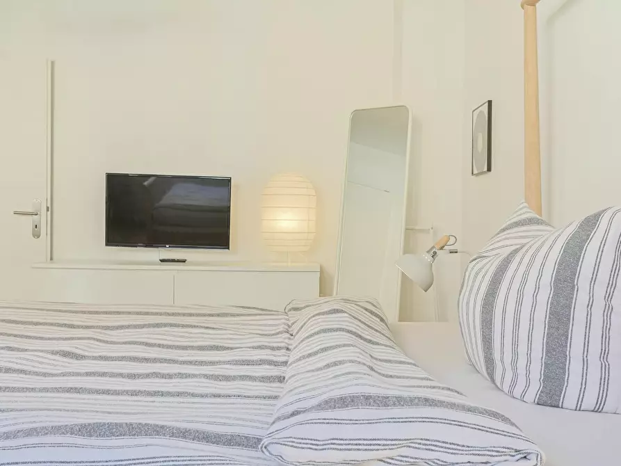 Immagine 10 di Appartamento in affitto  in Neckarstraße a Düsseldorf