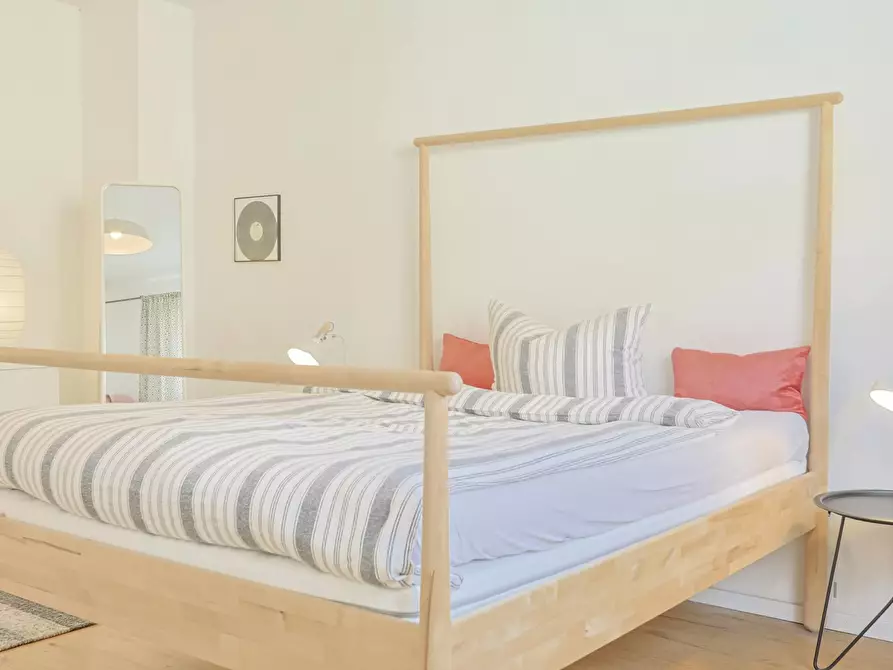 Immagine 7 di Appartamento in affitto  in Neckarstraße a Düsseldorf