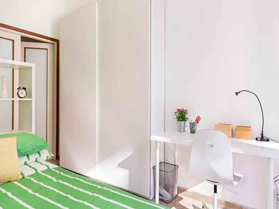 Immagine 2 di Camera in affitto  in Via Don Carlo Gnocchi a Milano