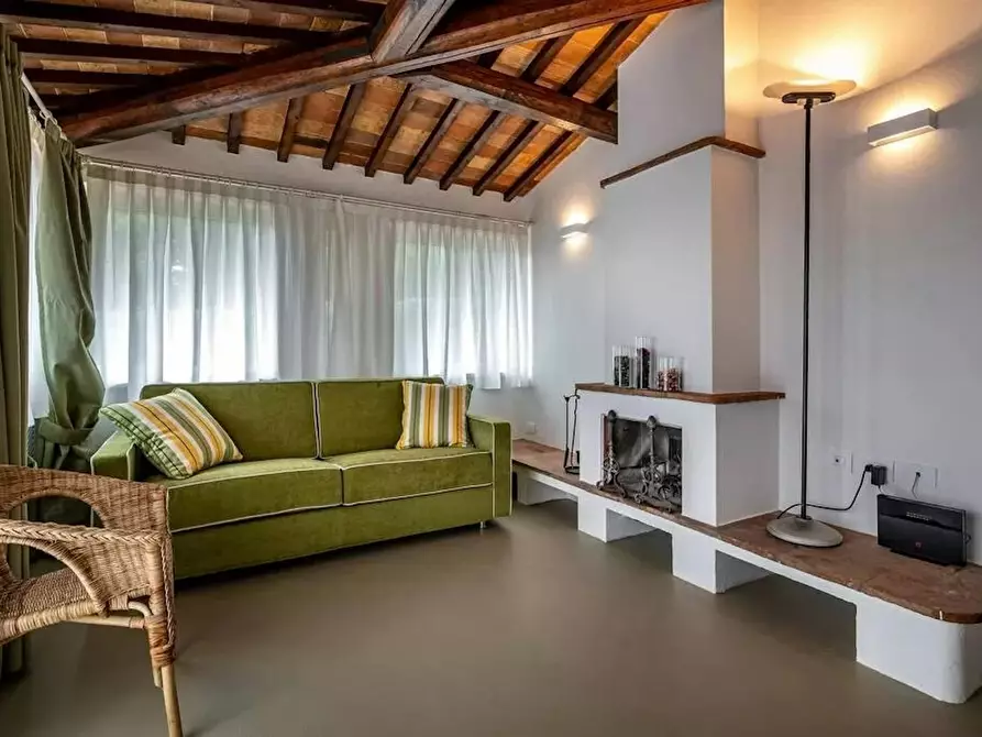 Immagine 1 di Casa indipendente in affitto  in Via Sant'Apollinare a Fiesole