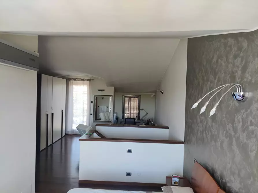 Immagine 4 di Camera in affitto  in Via 25 Aprile a Carugate