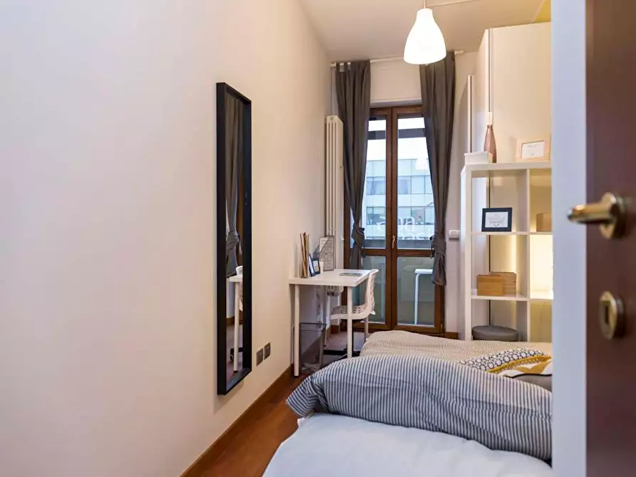 Immagine 5 di Camera in affitto  in Via Polesine a Milano