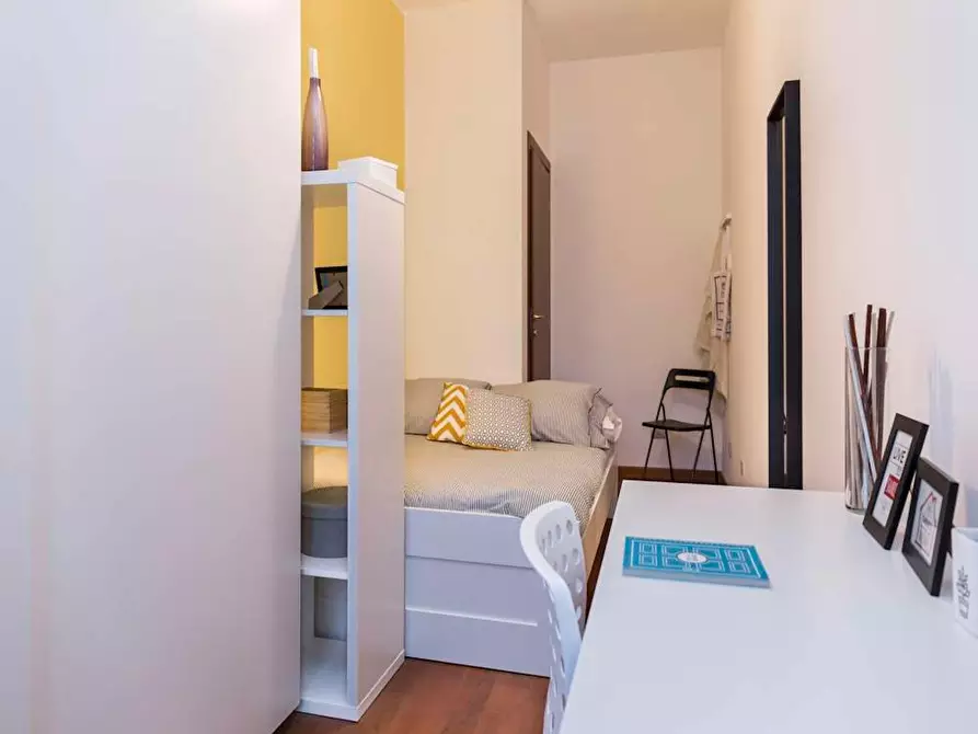 Immagine 3 di Camera in affitto  in Via Polesine a Milano