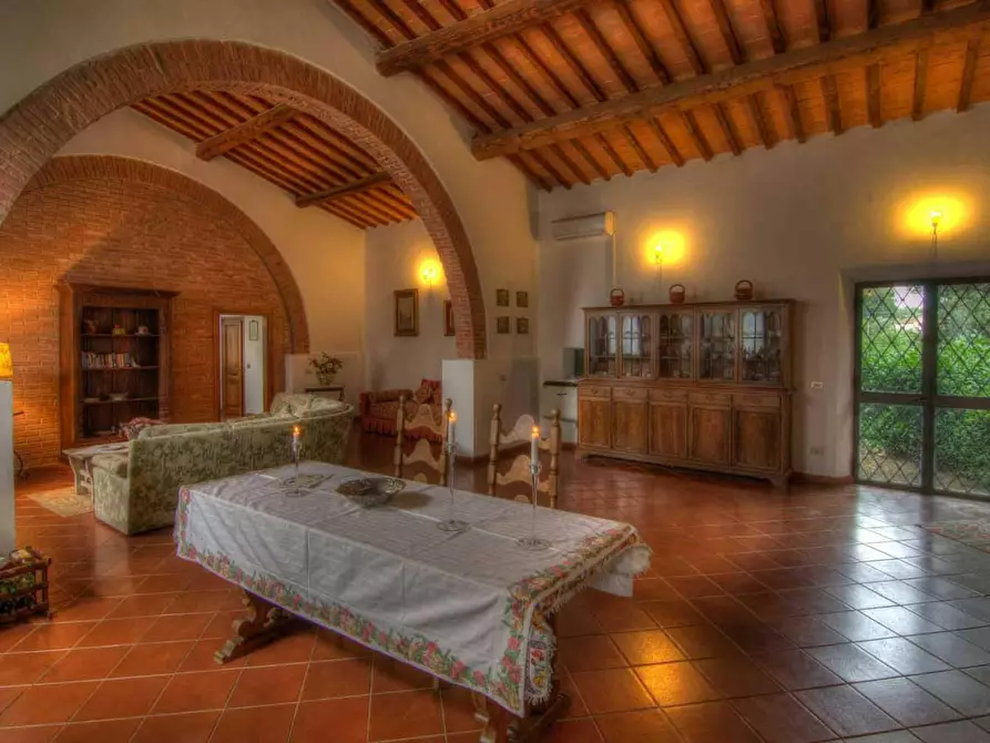 Immagine 8 di Casa indipendente in affitto  in Via Livornese a Lastra A Signa