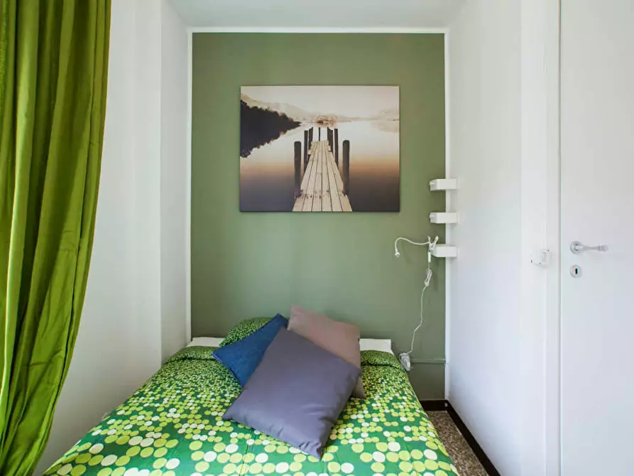 Immagine 3 di Camera in affitto  in Viale Carlo Espinasse a Milano