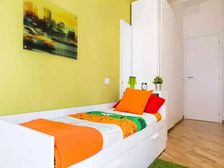 Immagine 6 di Camera in affitto  in Via Larga a Milano