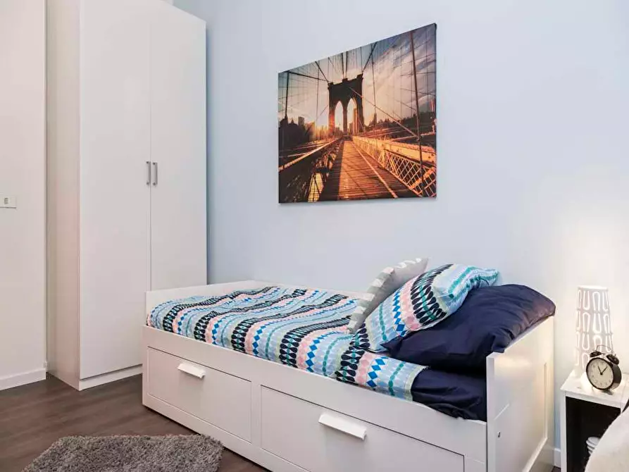 Immagine 1 di Camera in affitto  in Viale Monte Santo a Milano