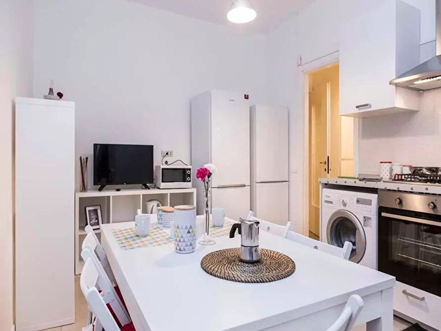 Immagine 10 di Camera in affitto  in Viale Monte Santo a Milano