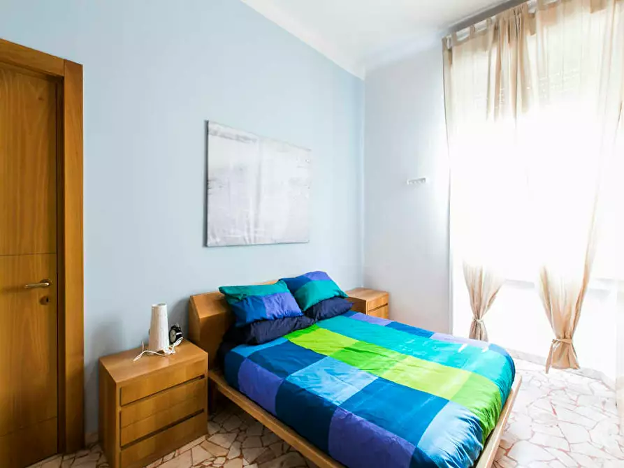 Immagine 3 di Camera in affitto  in Viale Edoardo Jenner a Milano