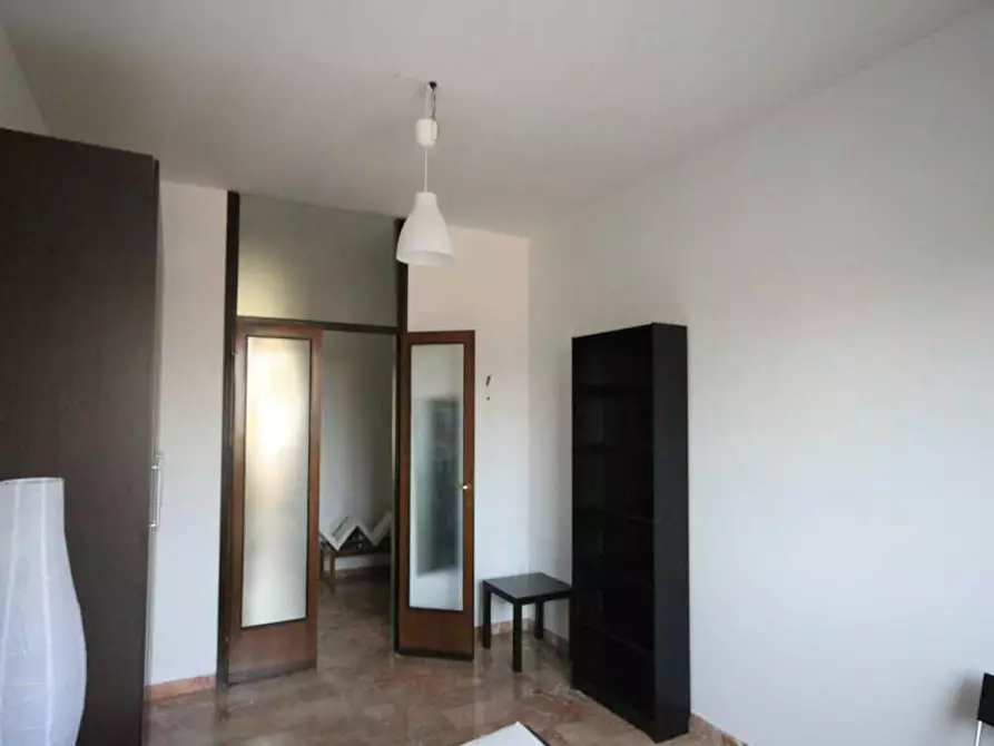 Immagine 10 di Camera in affitto  in Via Savona a Milano