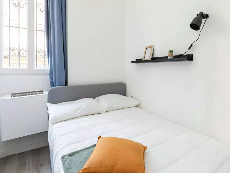 Immagine 1 di Camera in affitto  in Viale Col di Lana a Milano