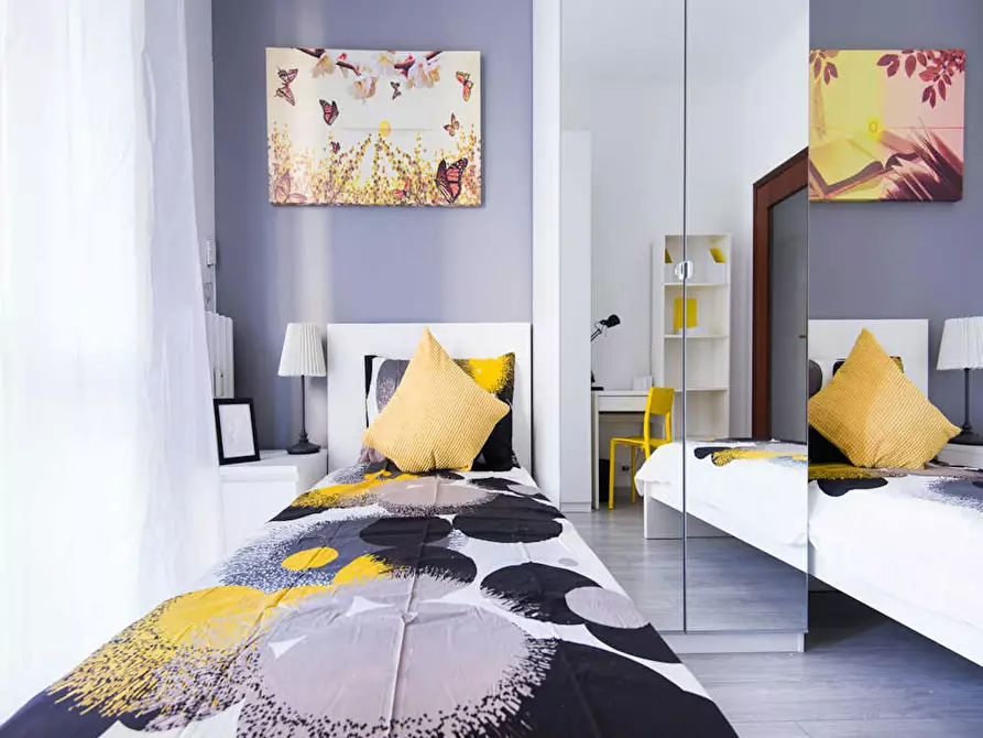 Immagine 3 di Camera in affitto  in Via Giovanni Boccaccio a Sesto San Giovanni