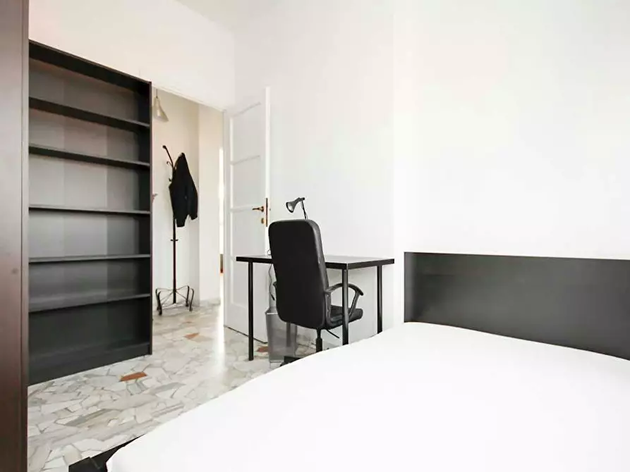 Immagine 3 di Camera in affitto  in Via Giuseppe Bruschetti a Milano