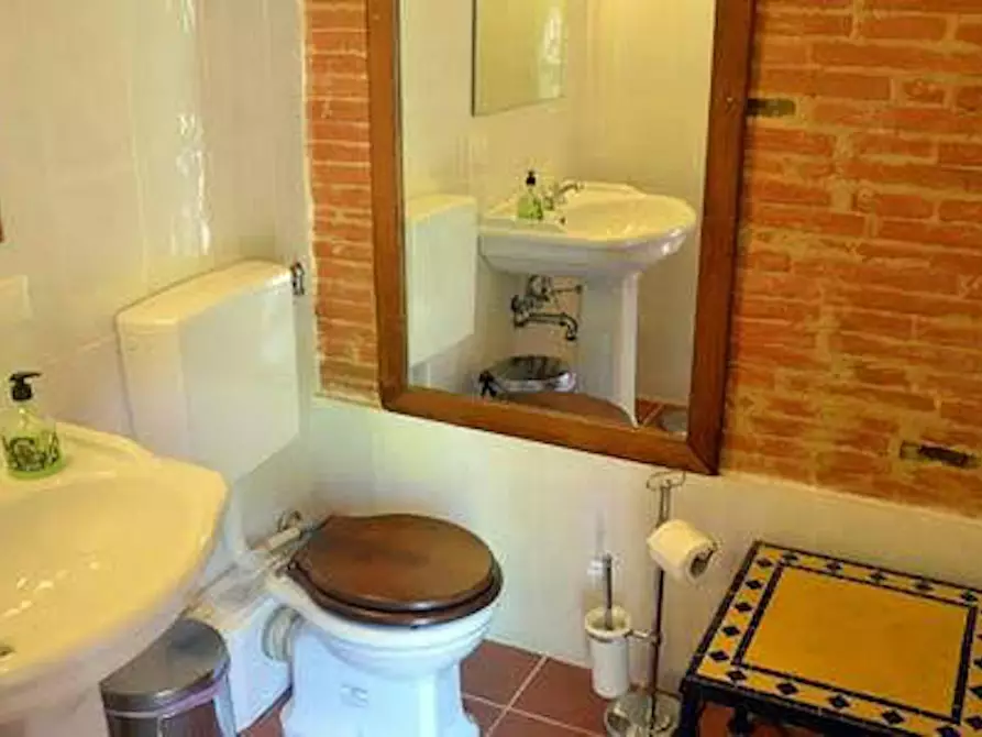 Immagine 10 di Appartamento in affitto  in Via Livornese a Lastra A Signa