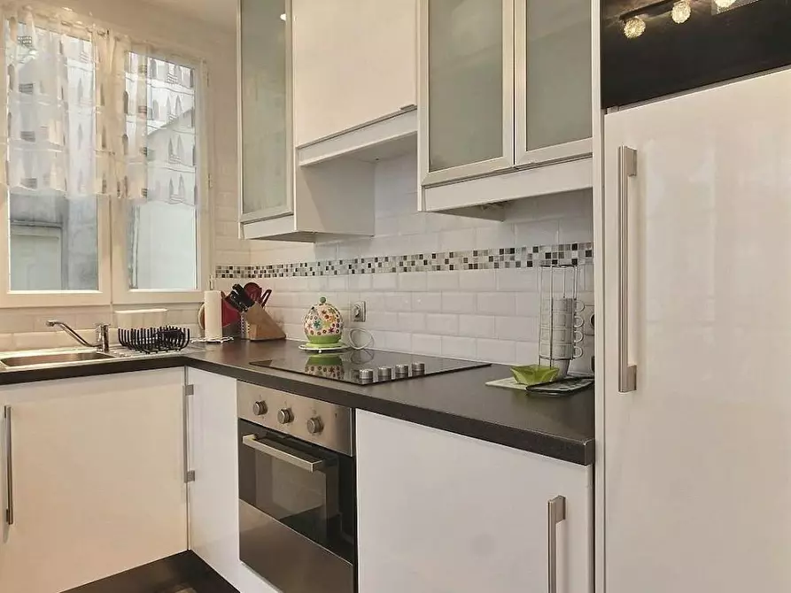 Immagine 6 di Appartamento in affitto  in Rue Beautreillis a Paris