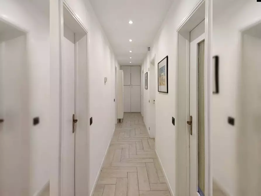 Immagine 4 di Camera in affitto  in Via Angelo De Gasperis a Milano