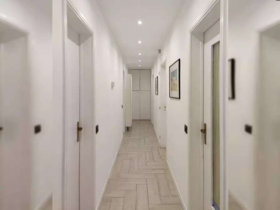 Immagine 6 di Camera in affitto  in Via Angelo De Gasperis a Milano