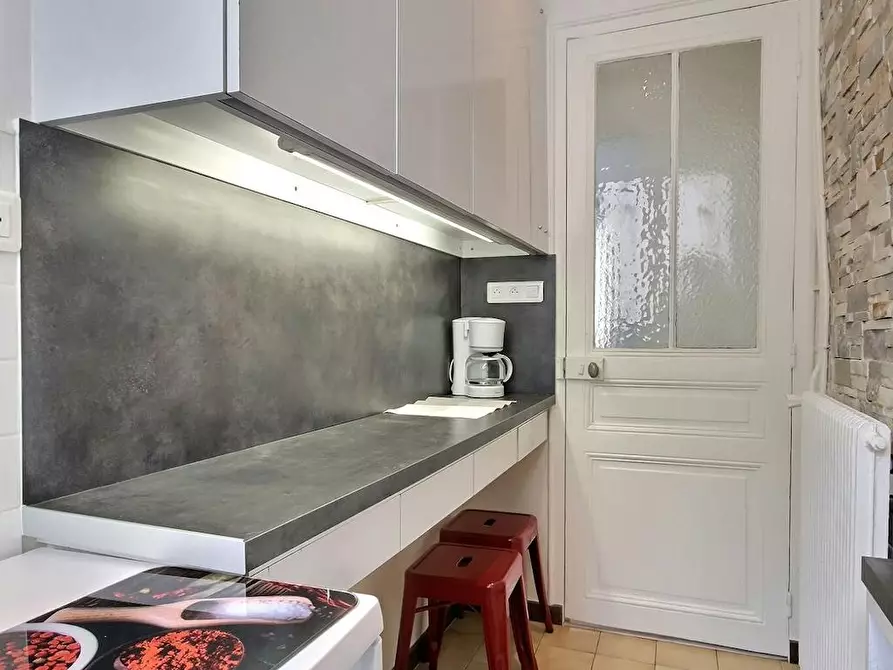 Immagine 6 di Appartamento in affitto  in Rue de Plélo a Paris