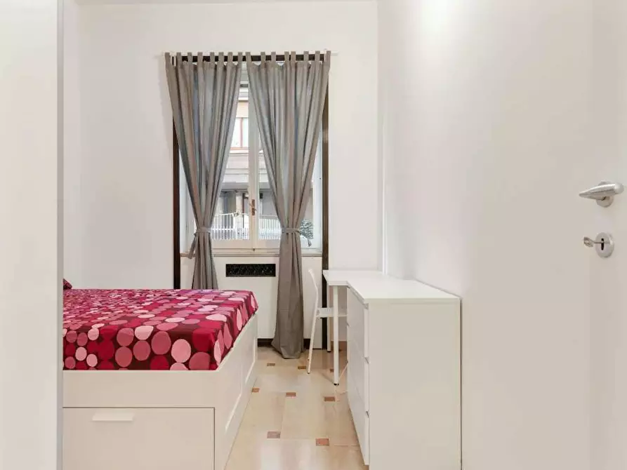 Immagine 5 di Camera in affitto  in Via Lentasio a Milano