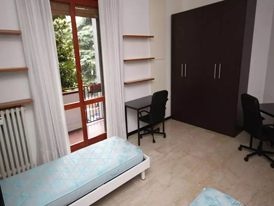 Immagine 5 di Camera in affitto  in Via Imperia a Milano