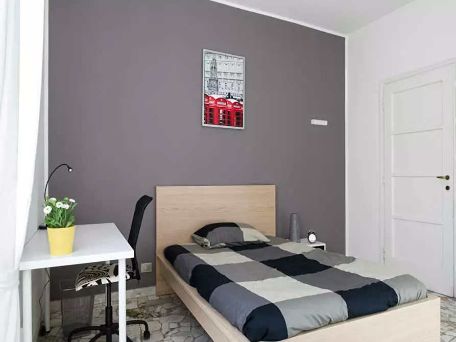 Immagine 8 di Camera in affitto  in Via Giuseppe Bruschetti a Milano