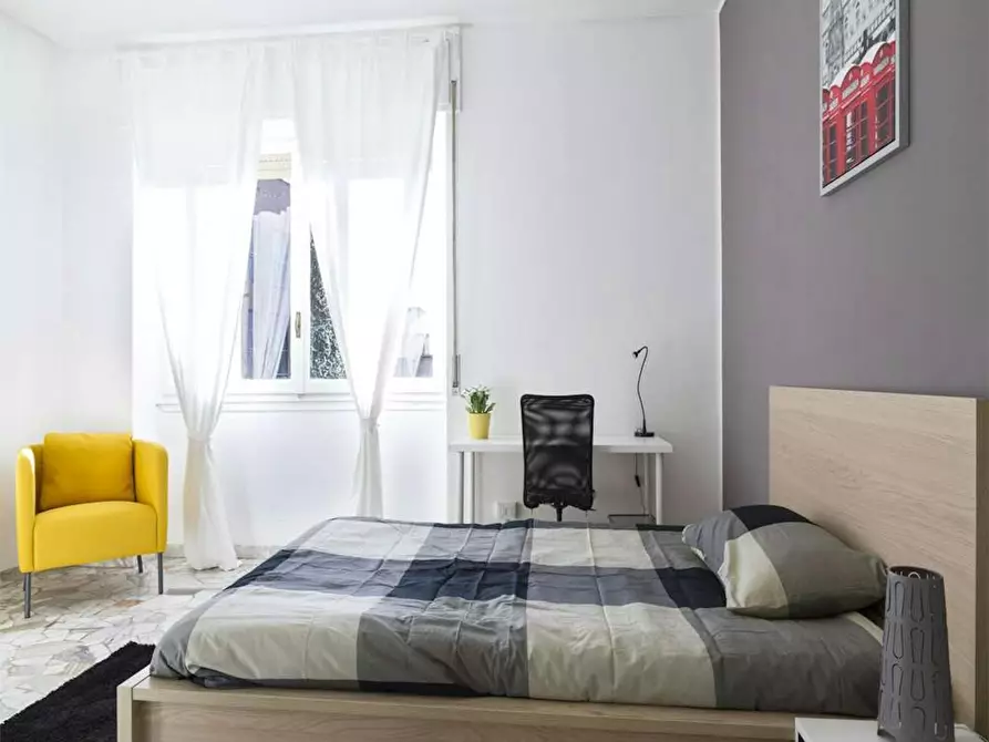 Immagine 1 di Camera in affitto  in Via Giuseppe Bruschetti a Milano