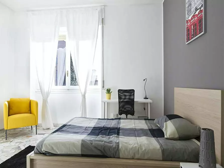 Immagine 3 di Camera in affitto  in Via Giuseppe Bruschetti a Milano