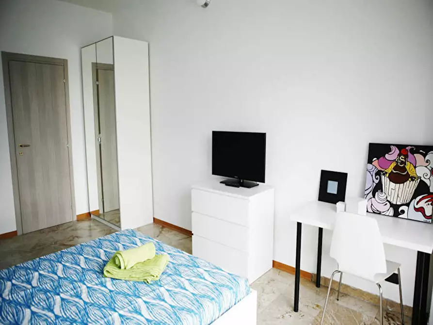 Immagine 4 di Camera in affitto  in Viale Abruzzi a Milano
