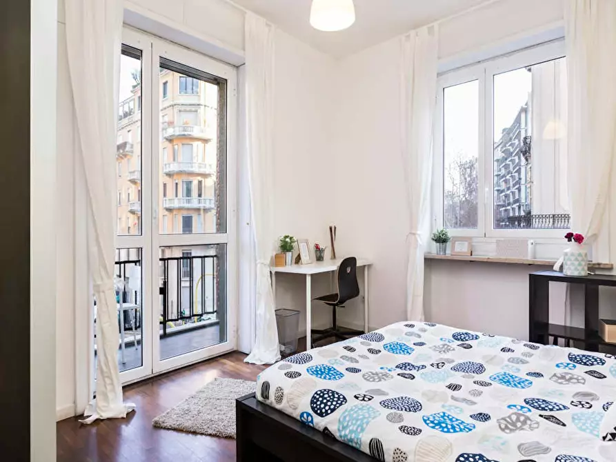 Immagine 3 di Camera in affitto  in Via Antonio Canova a Milano