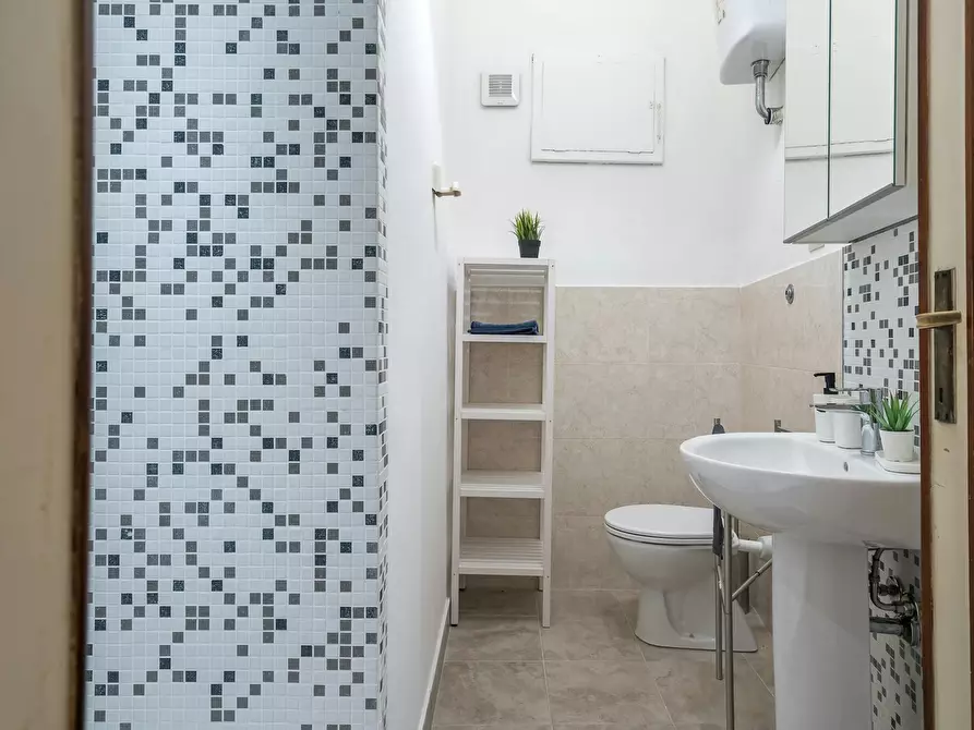 Immagine 4 di Camera in affitto  in Via Guglielmo Romiti a Pisa