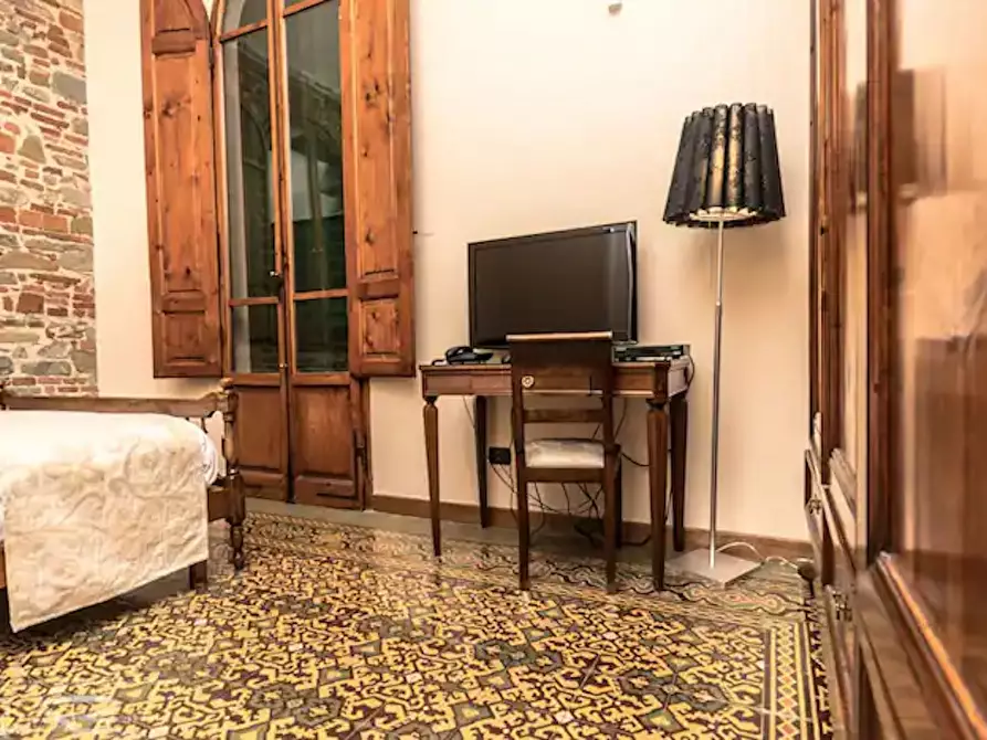 Immagine 2 di Casa indipendente in affitto  in Via di Monticelli a Firenze