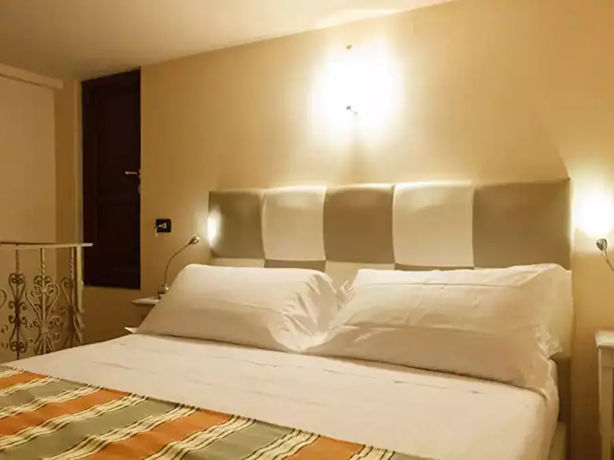 Immagine 2 di Casa indipendente in affitto  in Via di Monticelli a Firenze